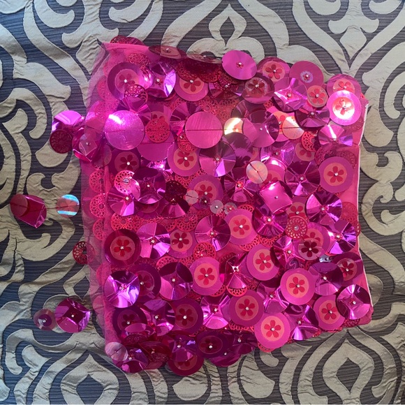 DES_PHEMMES fuchsia sequin mini skirt IT size 40 - Picture 4 of 9